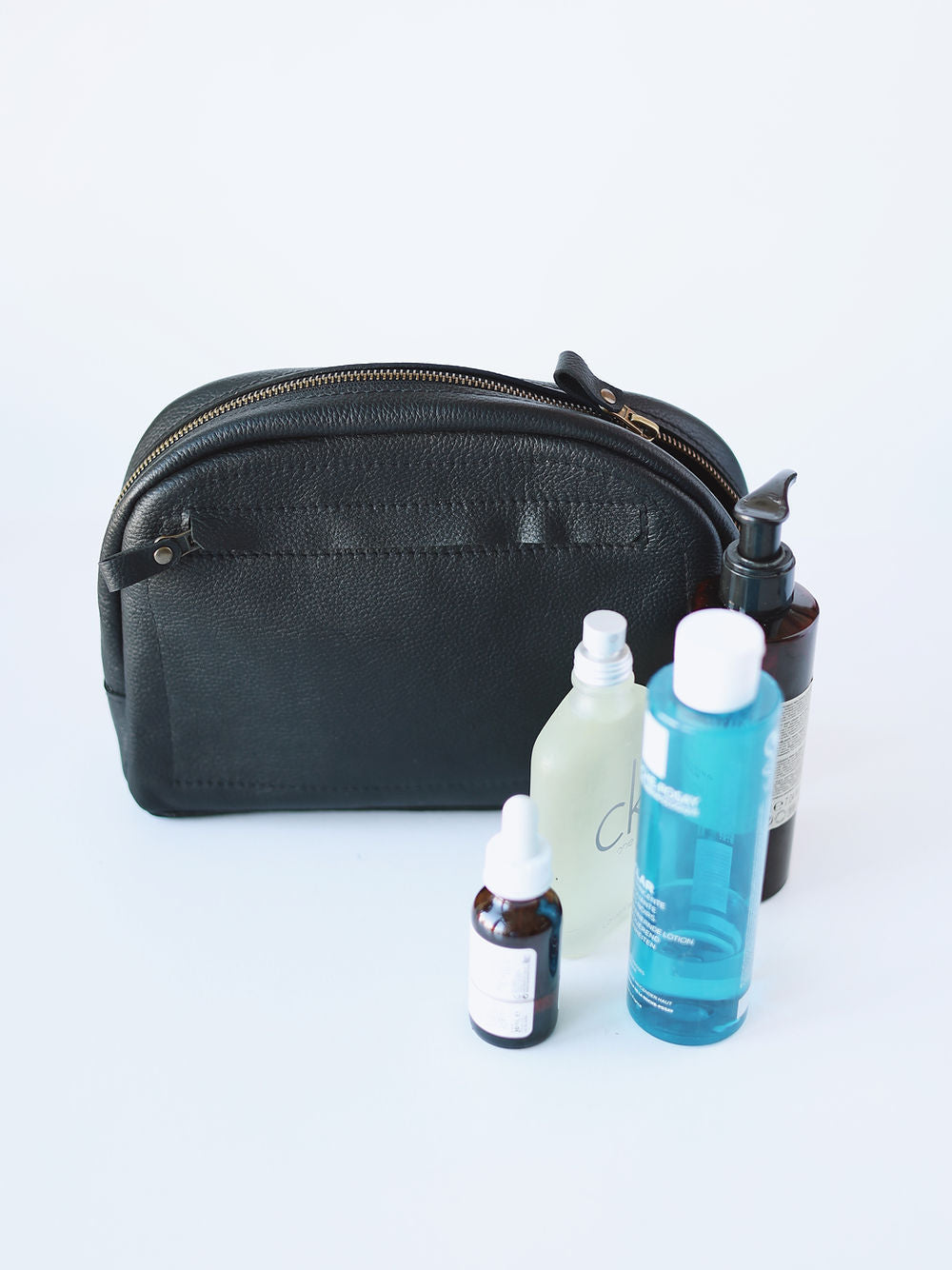 DOUGLAS Toiletry Bag - Black