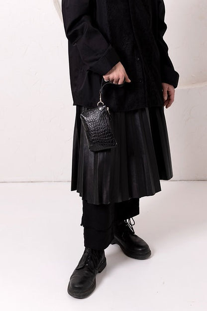 POUCH Wallet with Wrist Strap - Black Alligator